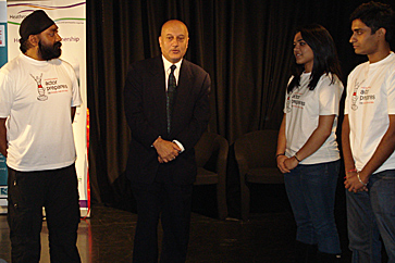 Anupam Kher teaching acting class