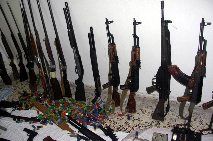 weapons - mona alami IPS