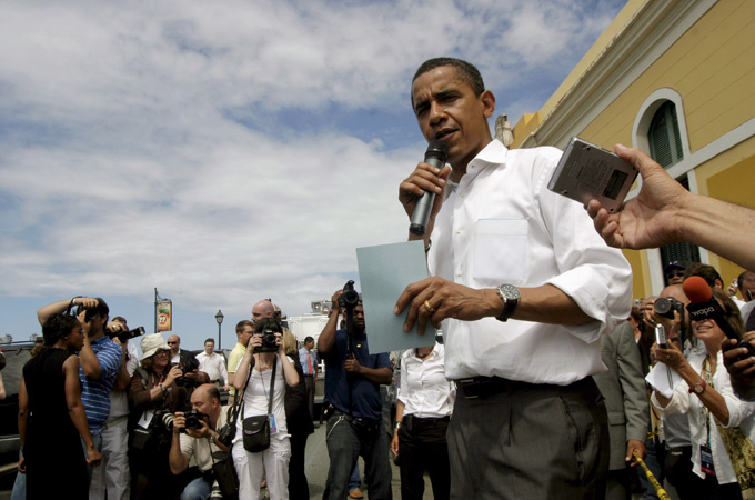 Senator Obama speaks in Puerto Rico