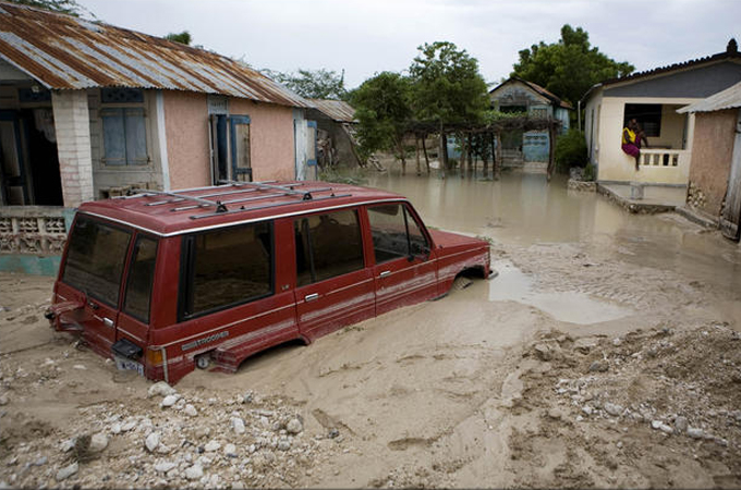 Hispaniola floods and mudslides