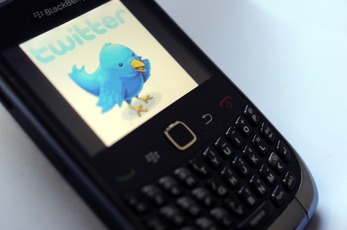 Twitter on a cell phone