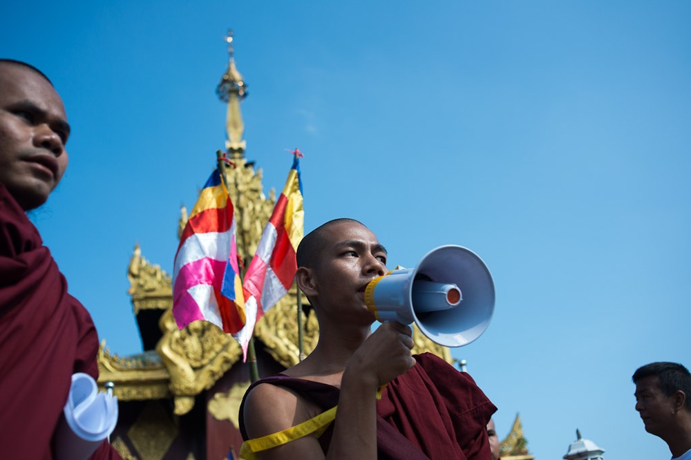 Monks march in Rangoon