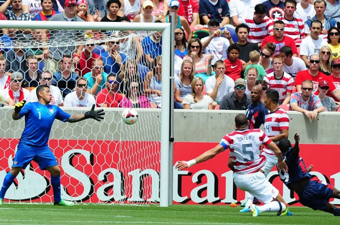 Super-sub Wondolowski puts USA in quarter-finals