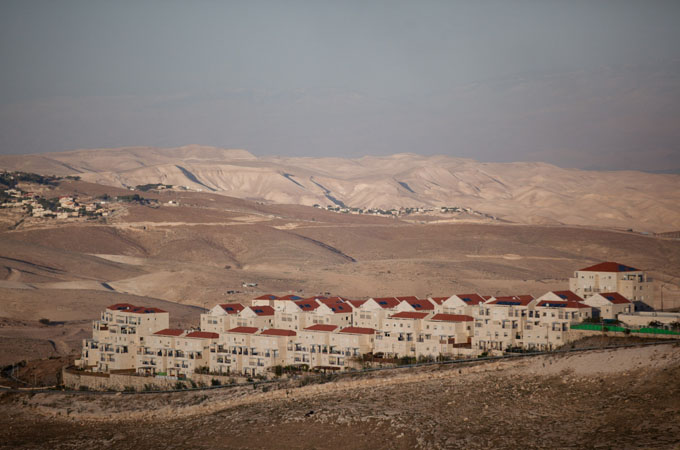 Israel Pushes Ahead With Settler Home Construction on "E1" Despite Widespread Criticism