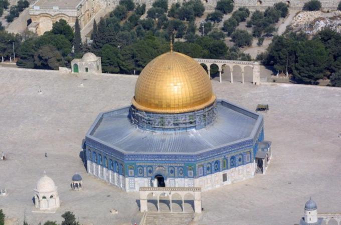 'Prayer rights' at al-Aqsa Mosque is the latest bone of contention between Israel and the Palestinians [AFP]