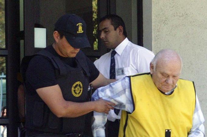 "Support from the German judiciary, like arrest warrants against Sch?fer, Hopp and other leading figures, would have been decisive measures to stop the continuing human rights violations in Colonia Dignidad,"argues the author[Reuters]