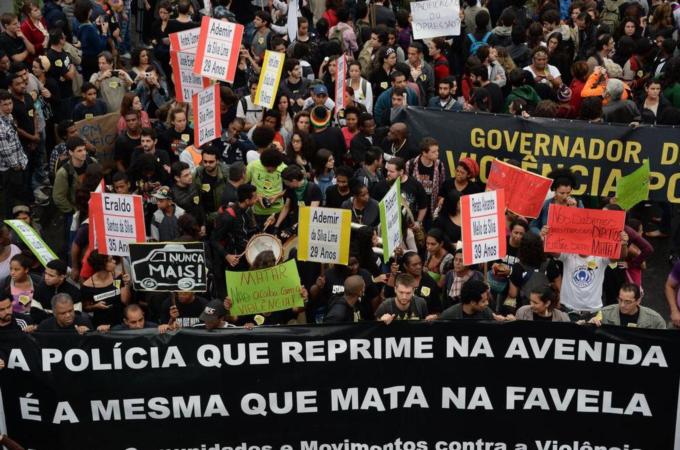 Police brutality in Rio de Janeiro's favelas  has prompted residents to take to the streets [AFP/Getty Images]