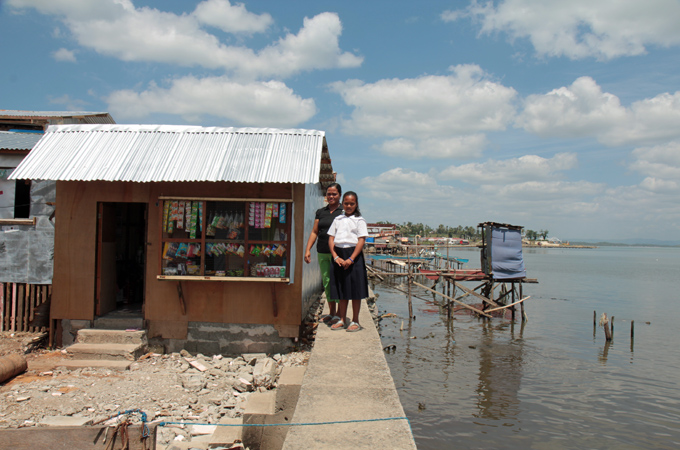 Two members of Girlie and Berna-Mae's family were killed in Typhoon Haiyan [Kim Nguyen/Al Jazeera]