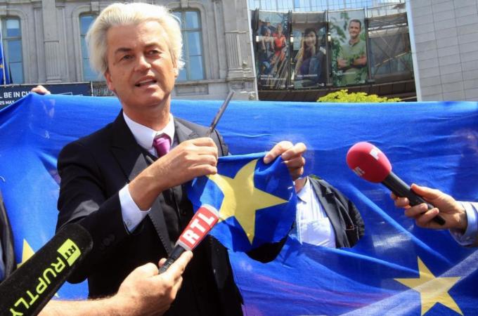 Ahead of EU elections, Dutch far-right politician Geert Wilders stirred controversy calling for 'fewer Moroccans' in the Netherlands [AP]