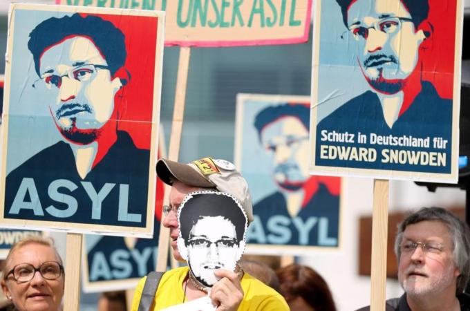 One of the biggest setbacks for FOI activism in Berlin was that Edward Snowden wasn't given a chance to come to Germany to give testimony, writes Froitzhuber [EPA]