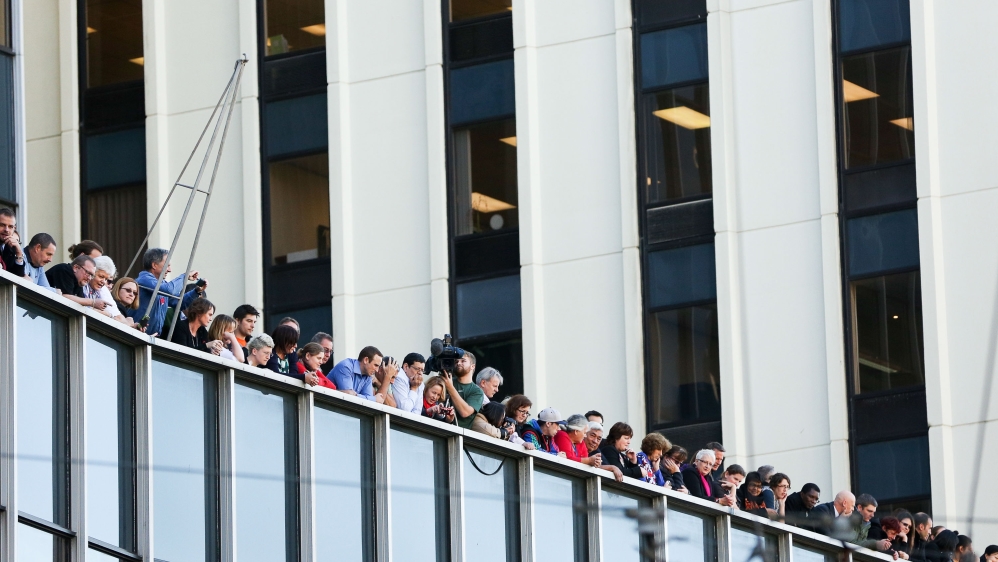 Wellington Commemorates Centenary During Anzac Day Eve Street Parade