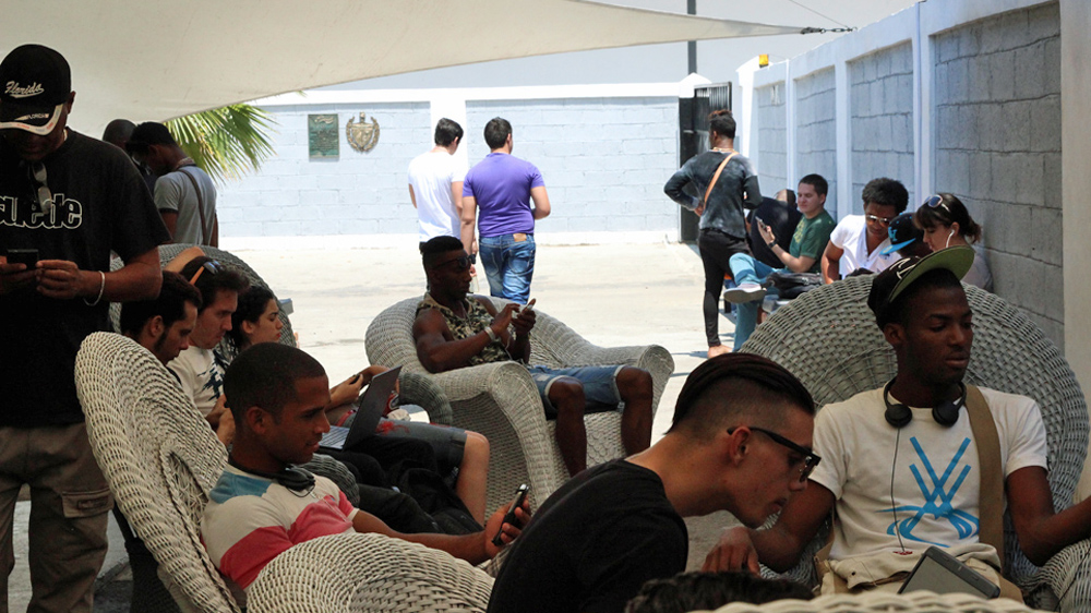 State telecom Etecsa approved the first public internet café in an unprecedented loosening of Cuba's strict regulations [Robert Kennedy/Al Jazeera]