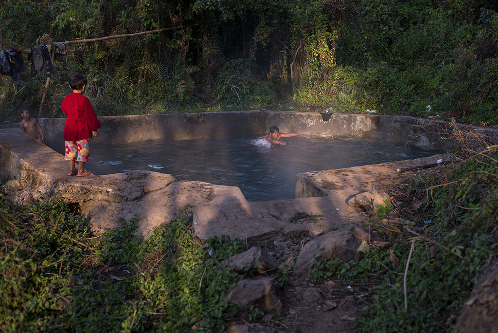 Burma refugees/ DO NOT USE/ RESTRICTED