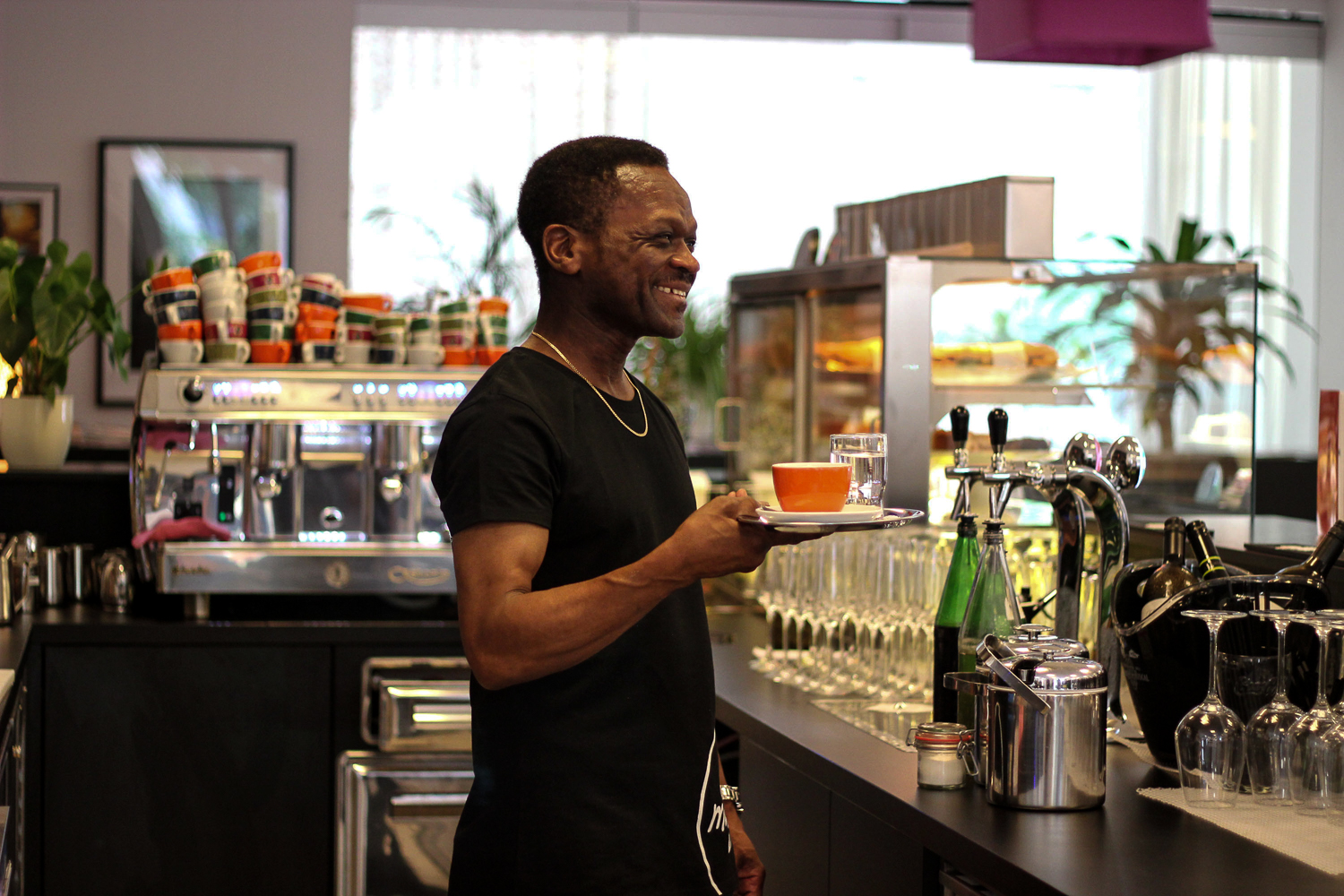 A hotel that employs refugees/DO NOT USE/RESTRICTED