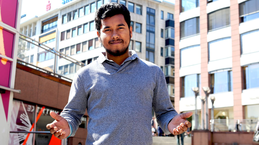 Mehdi Hasan [Barbara McCarthy/Al Jazeera]