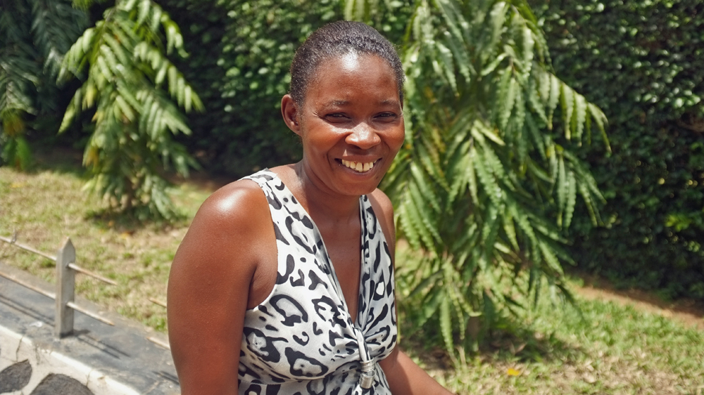 Husina Adhumani [Amanda Sperber/Al Jazeera]