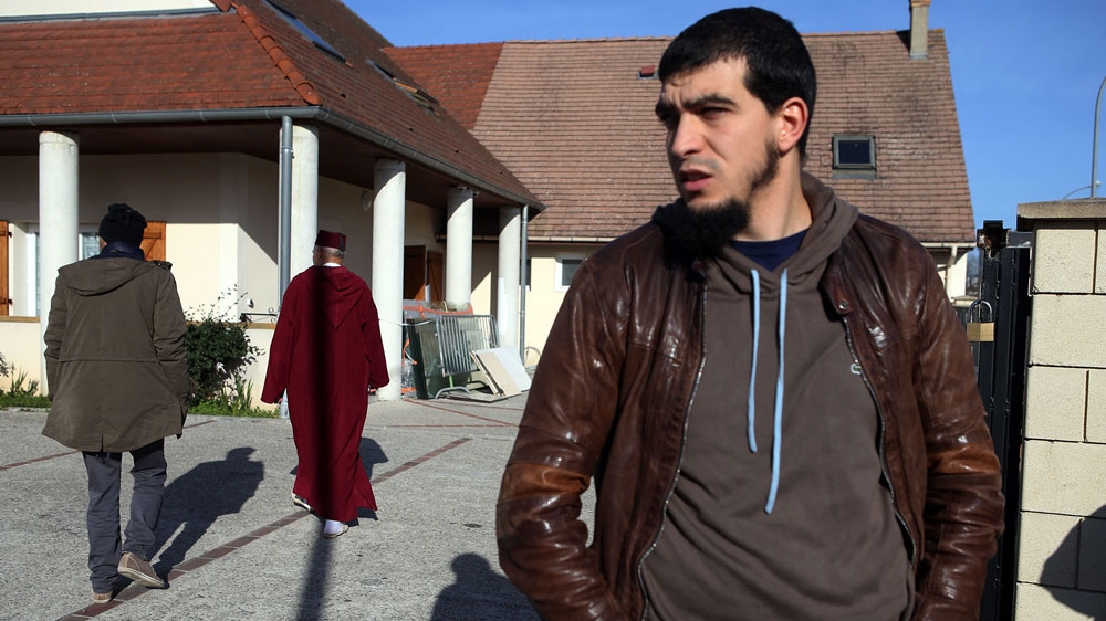 Muslims arrive for prayer at the Luce mosque on the outskirts of Chartres, some 150km southwest of Paris. Ismail Omar Mostefai who is alleged to have been one of the gunmen in the attack at the Bataclan concert hall, lived nearby and was known to pray at this mosque [Maya Vidon-White/Al Jazeera]
