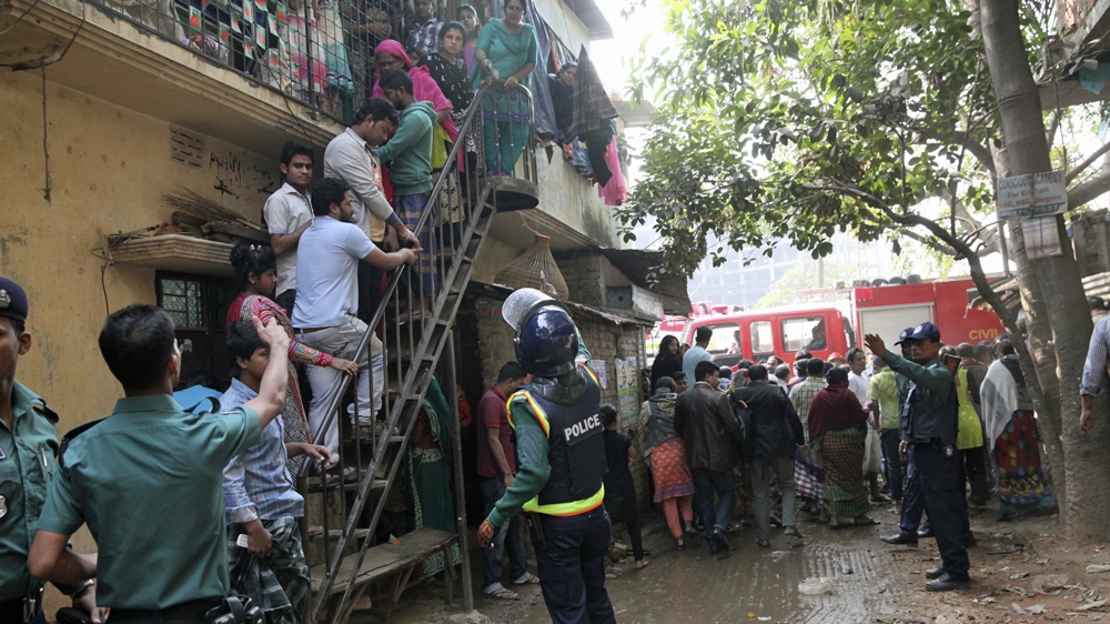 The discovery of the explosives forced authorities to evacuate residents from the area of the raid [Mahmud Hossain Opu/Al Jazeera]
