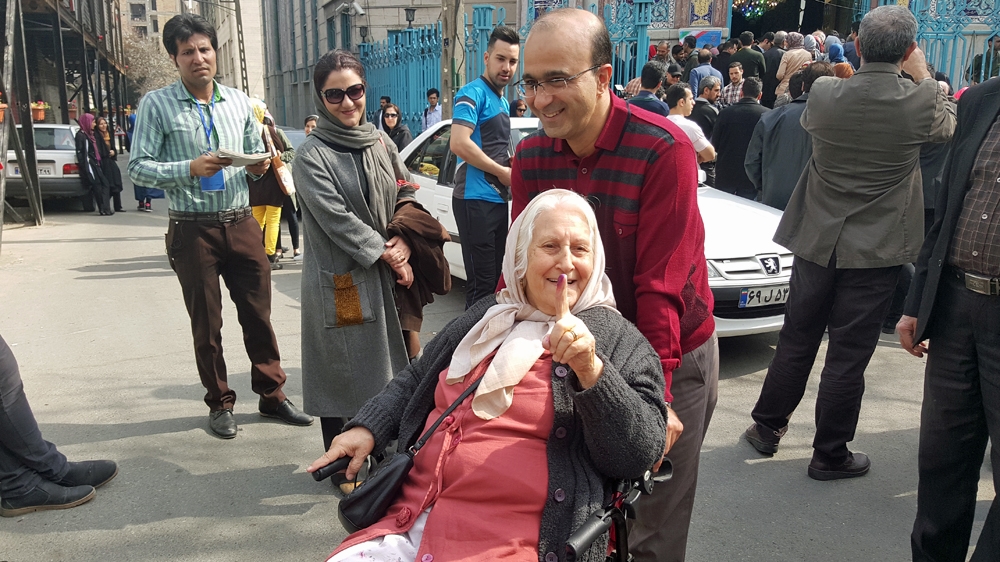 Only 9.4 percent of the total candidates were women although almost half of the voters were female [Al Jazeera]