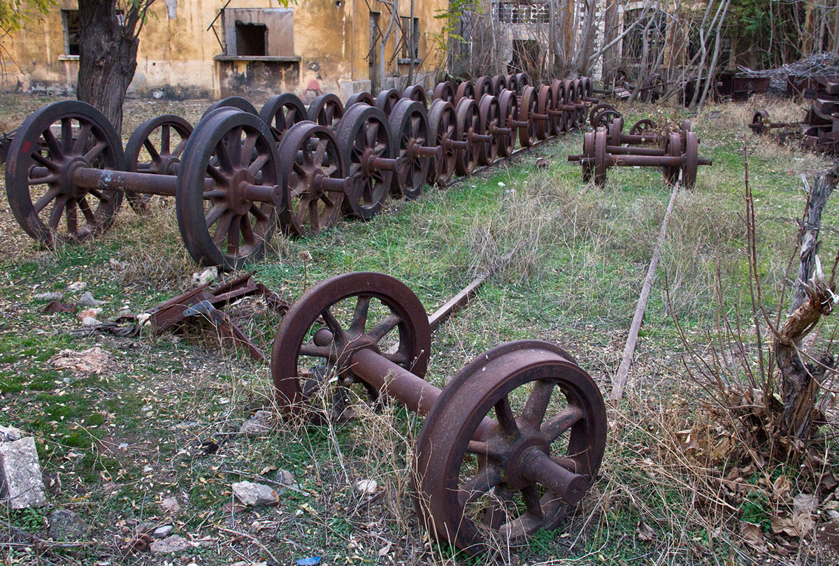 A Voyage Along Lebanon’s Nonexistent Railways/ Please Do Not Use