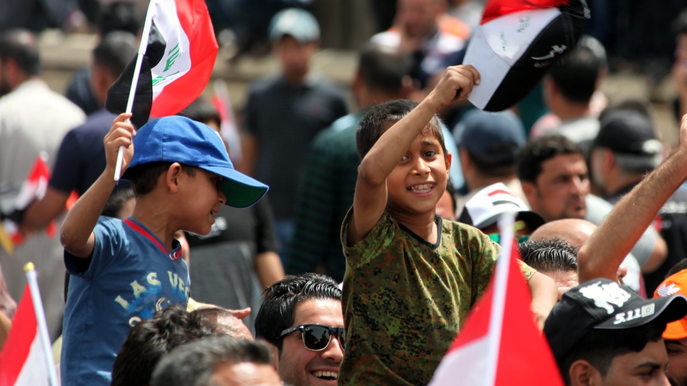 Supporters of Iraqi Shiite cleric Muqtada Al-sadr