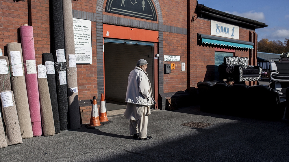 The local market in Oldham [David Shaw/Al Jazeera] 