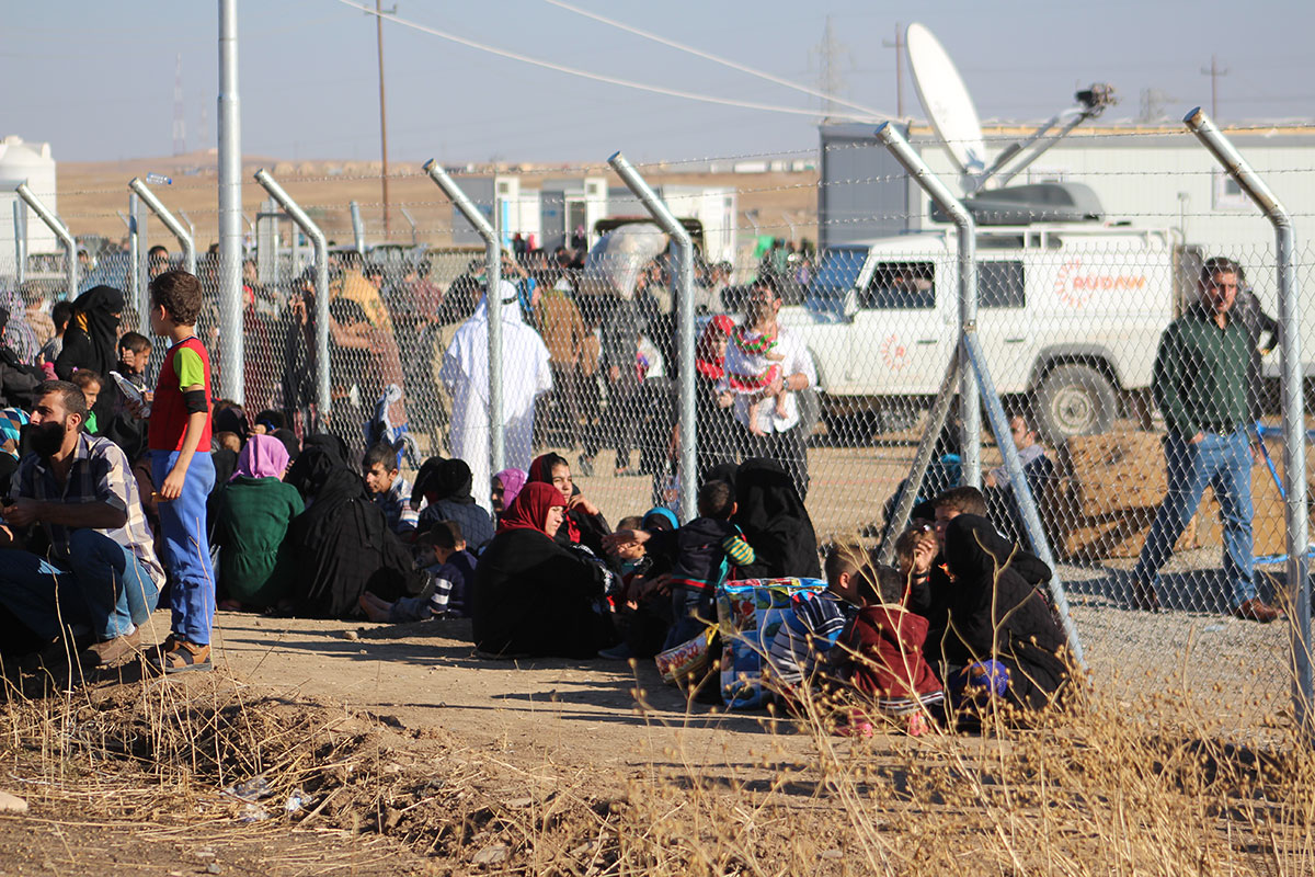 Families fleeing Mosul/Kokejli / Please Do Not Use
