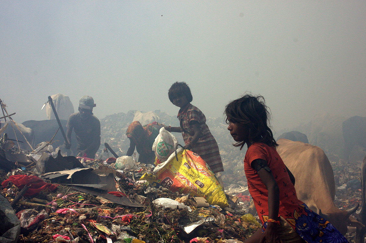 Dumpyard India / Please Do Not Use
