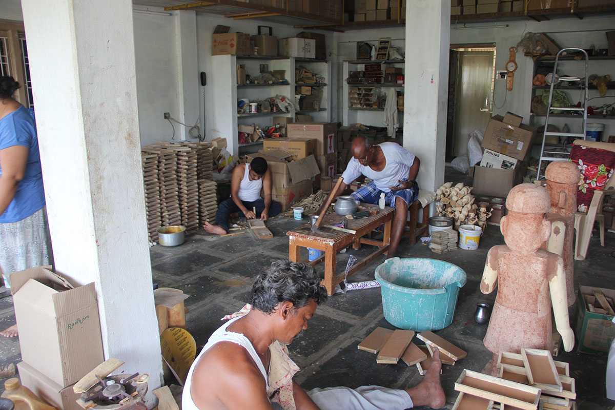 Kondapalli toys / Please Do Not Use