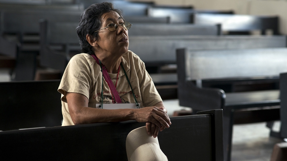 Most caravan participants are religious. For them it is important to find a moment of peace, as the caravan can be an emotional rollercoaster. [Encarni Pindado/Al Jazeera]