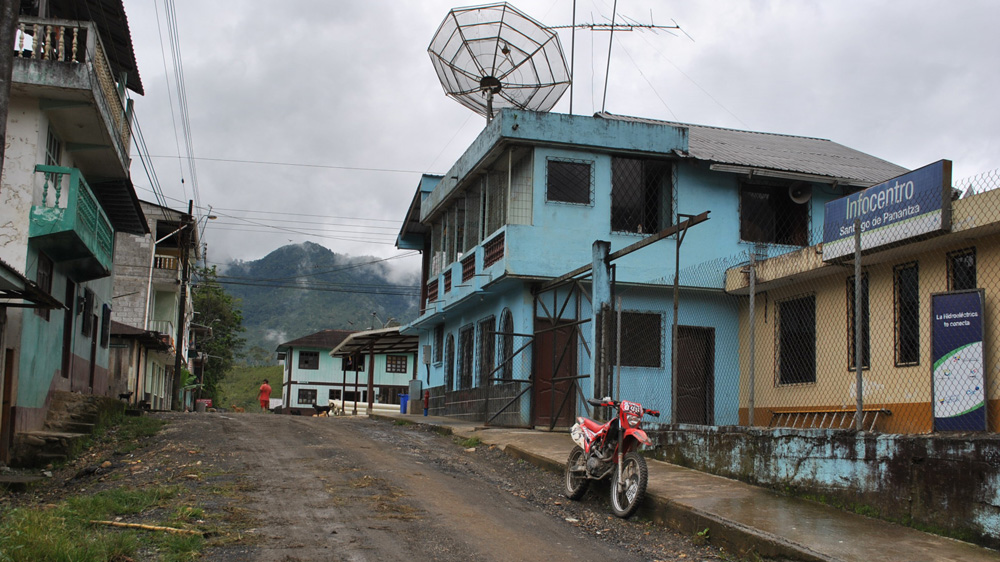  Lying only 20 minutes from the EXSA mining camp, Panantza is the nearest village and a strategic military outpost   [Alfredo Salgado/Al Jazeera]