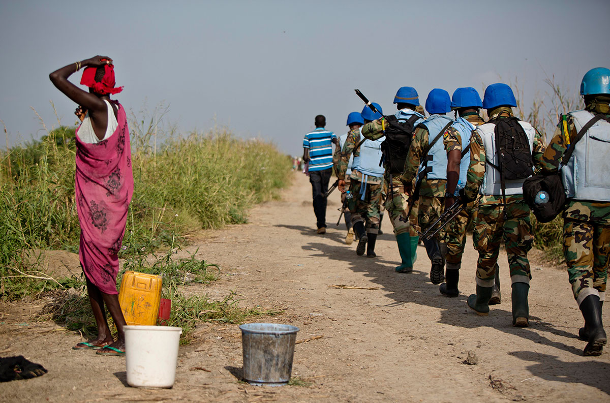 Nowhere to run for the children of South Sudan / Please DO Not Use