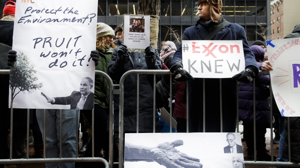 Rally in New York against the nomination of climate change deniers in US President-elect Donald Trump''s cabinet