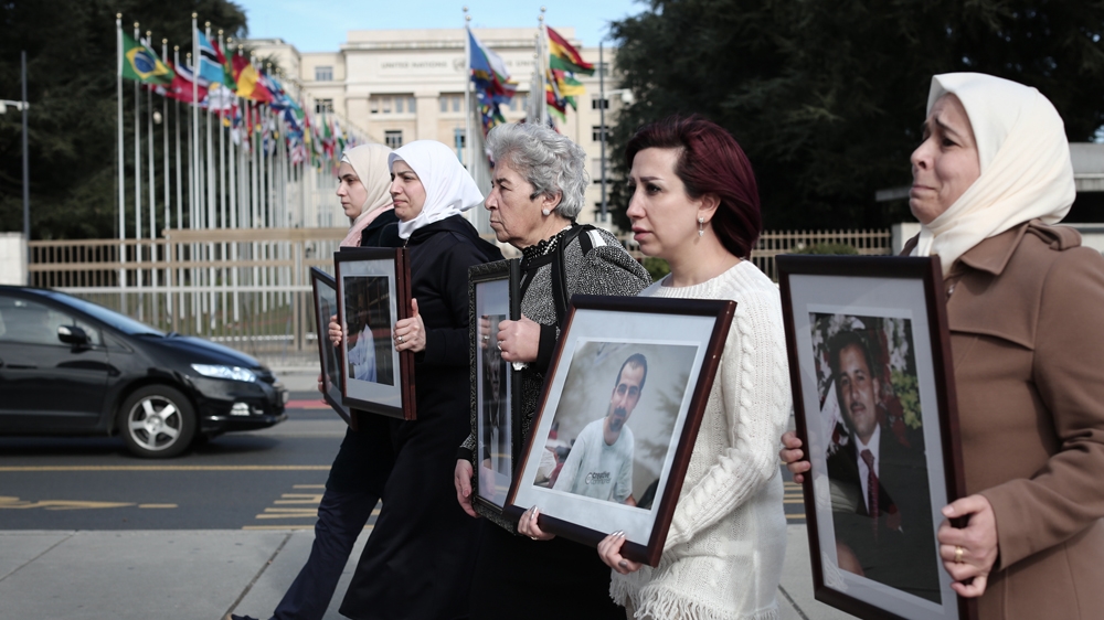 The group's goal was to pressure UN envoy Staffan de Mistura into bringing the issue of Syrian detainees to the forefront of the Geneva talks [Dylan Collins/Al Jazeera] 