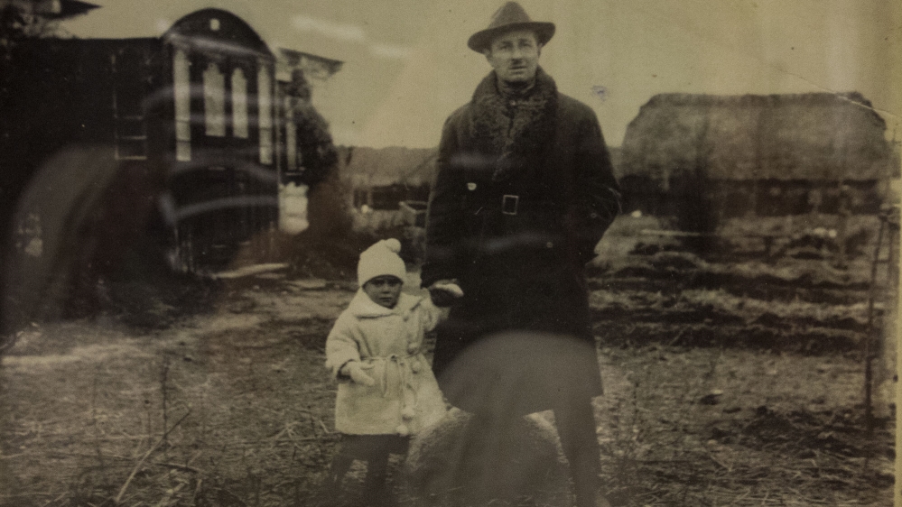 Stelmach, pictured here with her father in Poland, has lived in Iran ever since the exodus [Changiz M Varzi/Al Jazeera]