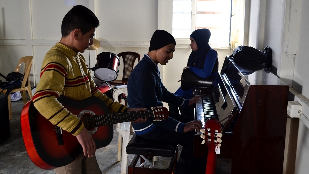  Scottish aid worker Tony Collins founded Mishwar Amal to help Syrian and Palestinian refugees in Lebanon develop their talents  [India Stoughton/Al Jazeera]
