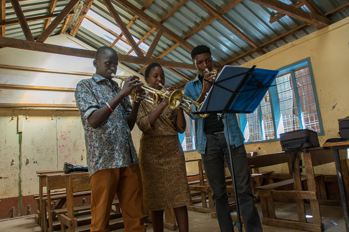 Mozart in the Korogocho slum/ Please Do Not Use