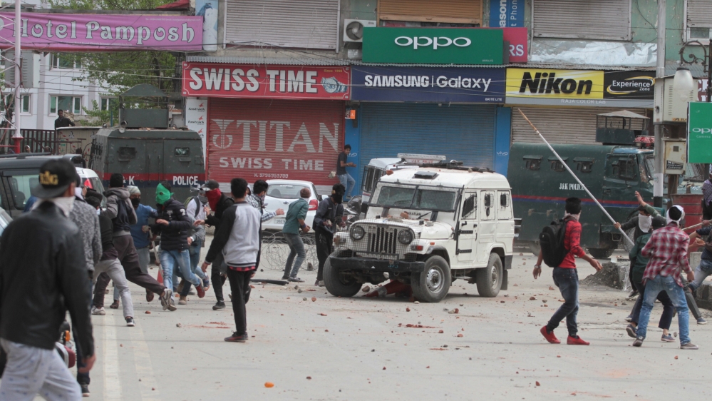 [Shuaib Masoodi/Al Jazeera]