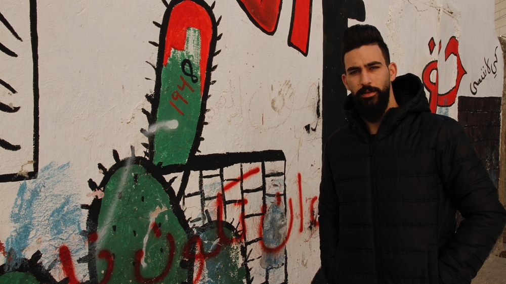 Shukri Ali al-Lahham said he was stopped by intelligence officers when travelling within the Middle East [Ibrahim Husseini/Al Jazeera]