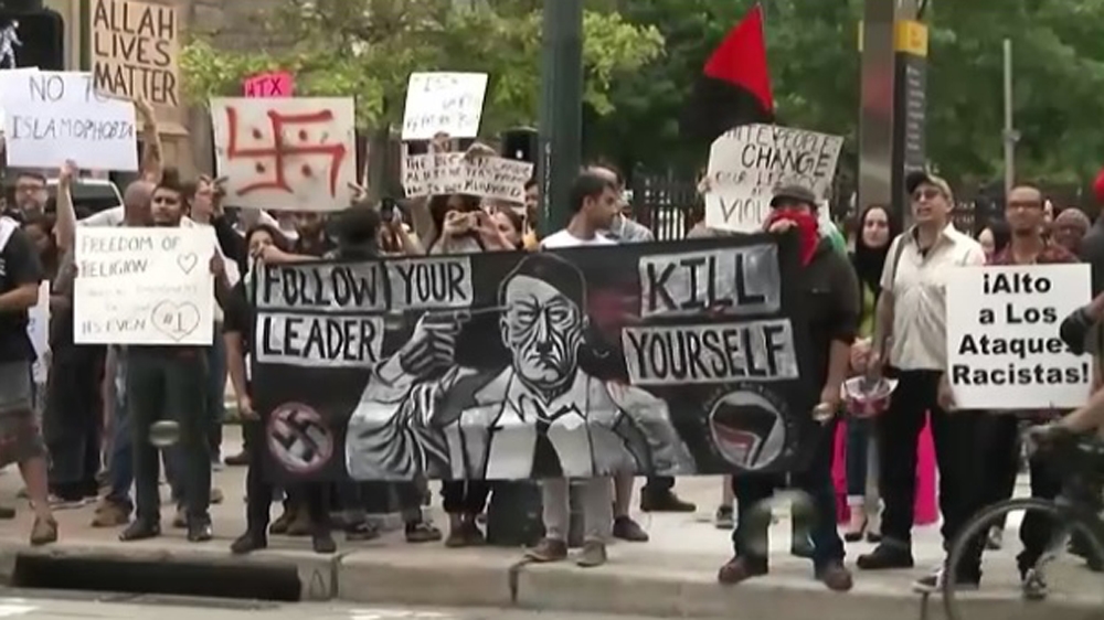 People counter protesting a 