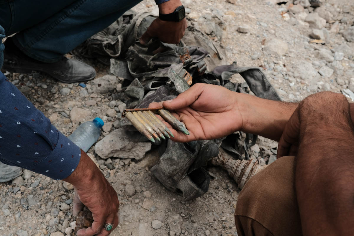 The body collectors of Mosul/Please Do Not Use