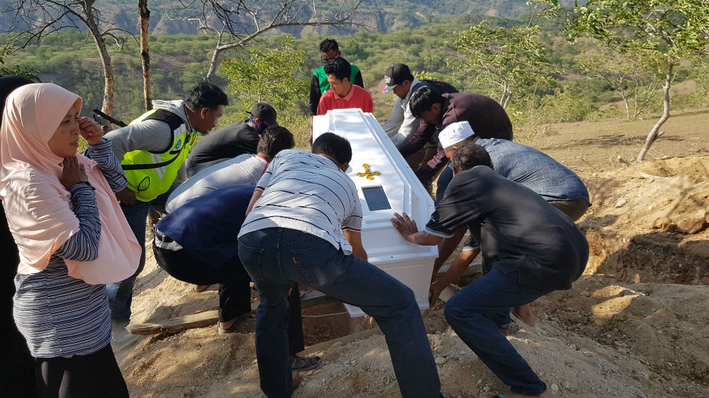 Rismawati Hutauruk was killed after plunging into a crack that opened up in the earth [Ted Regencia/Al Jazeera]