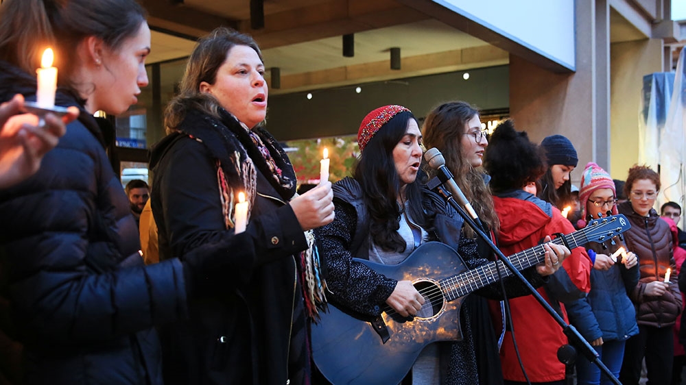 People mourn the loss of life as they hold a vigil for the victims of Pittsburgh synagogue shooting in Pittsburgh, Pennsylvania, U.S [John Altdofer/Reuters] 