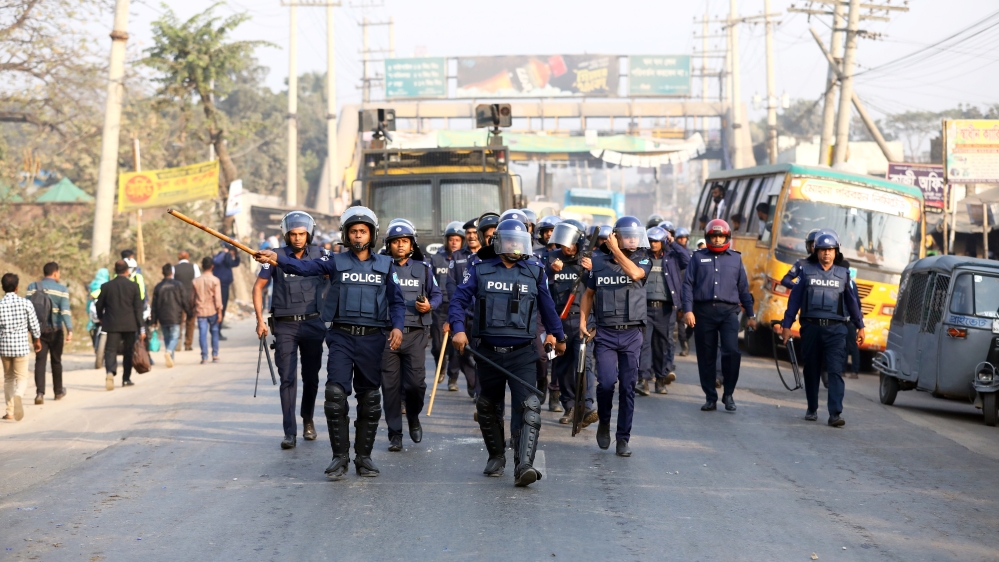 
Police fired rubber bullets and tear gas at demonstrators earlier this month [Mohammad Ponir Hossain/Reuters]
