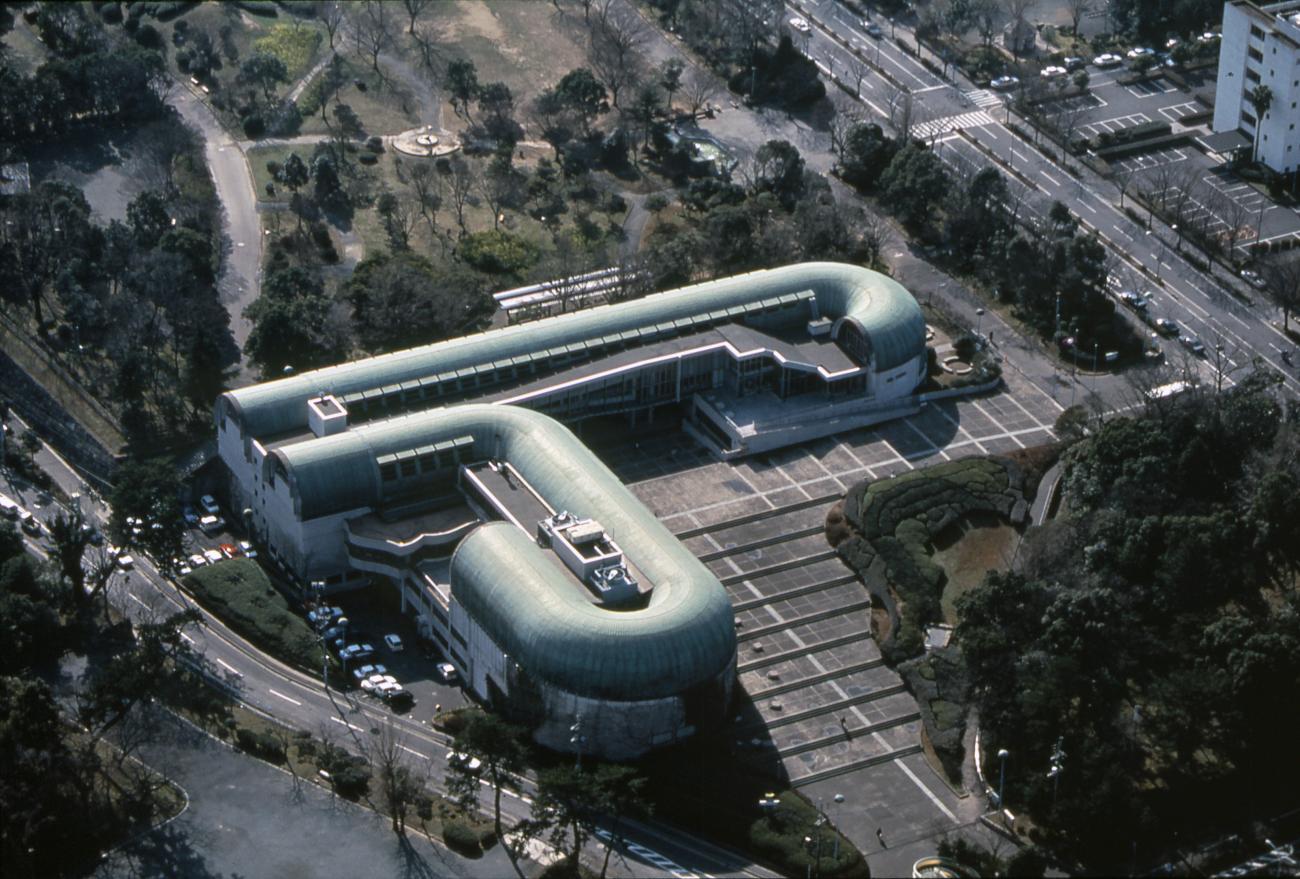 Kitakyushu Central Library, Kitakyushu, Japan [Fujitsuka Mitsumasa/Courtesy of the Hyatt Foundation/Pritzker Architecture Prize]