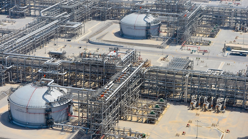 A view shows Saudi Aramco''s Manifa oilfield, Saudi Arabia June 14, 2015. Picture taken June 14, 2015.
