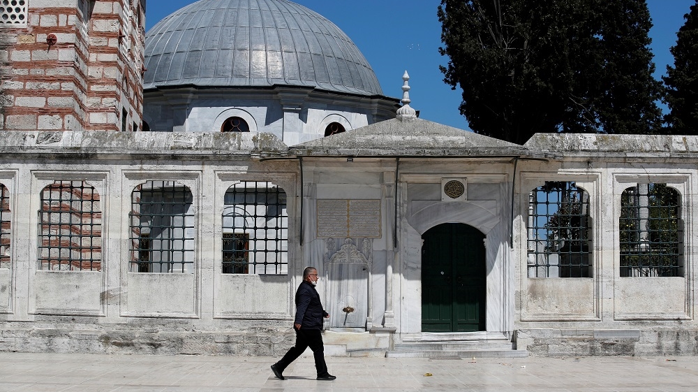 The coronavirus disease (COVID-19) outbreak in Istanbul