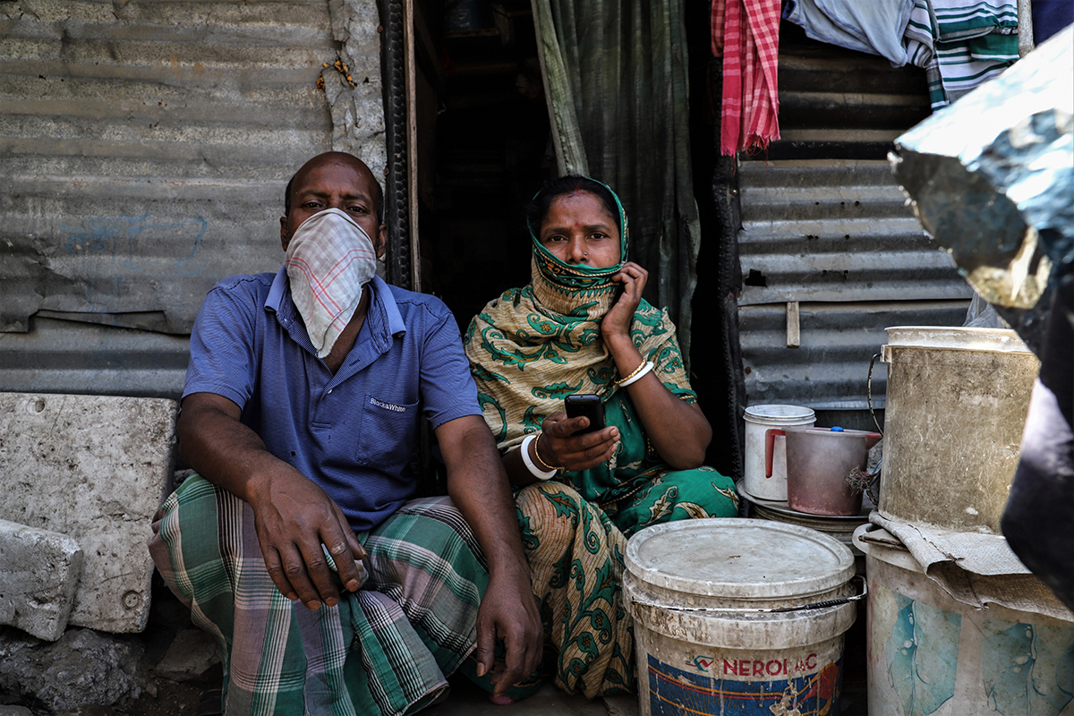 Vishwa Halder, 46 and Sadhna Haldar. Vishwa has been selling a variety of fish for more than 17 years, now do not have enough money anymore with him. “We are left with 6.52 USD. Whatever we had saved