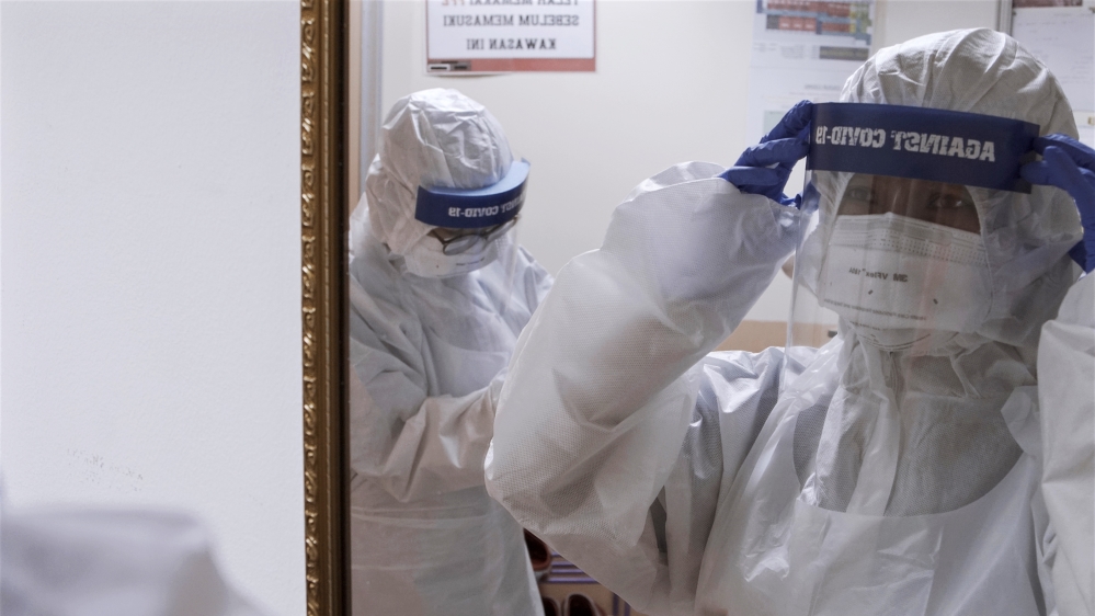 Malaysian Healthcare Workers Make Homemade PPE To Tackle The Coronavirus Pandemic