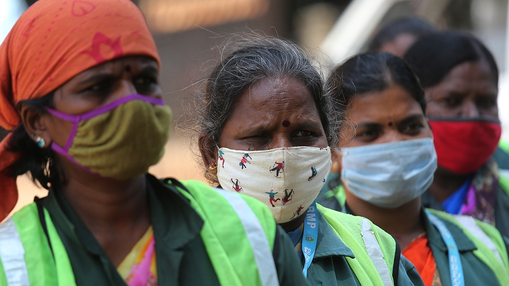 India has more than 936,000 cases of the novel coronavirus, with 28,498 new infections reported on Tuesday [EPA]
